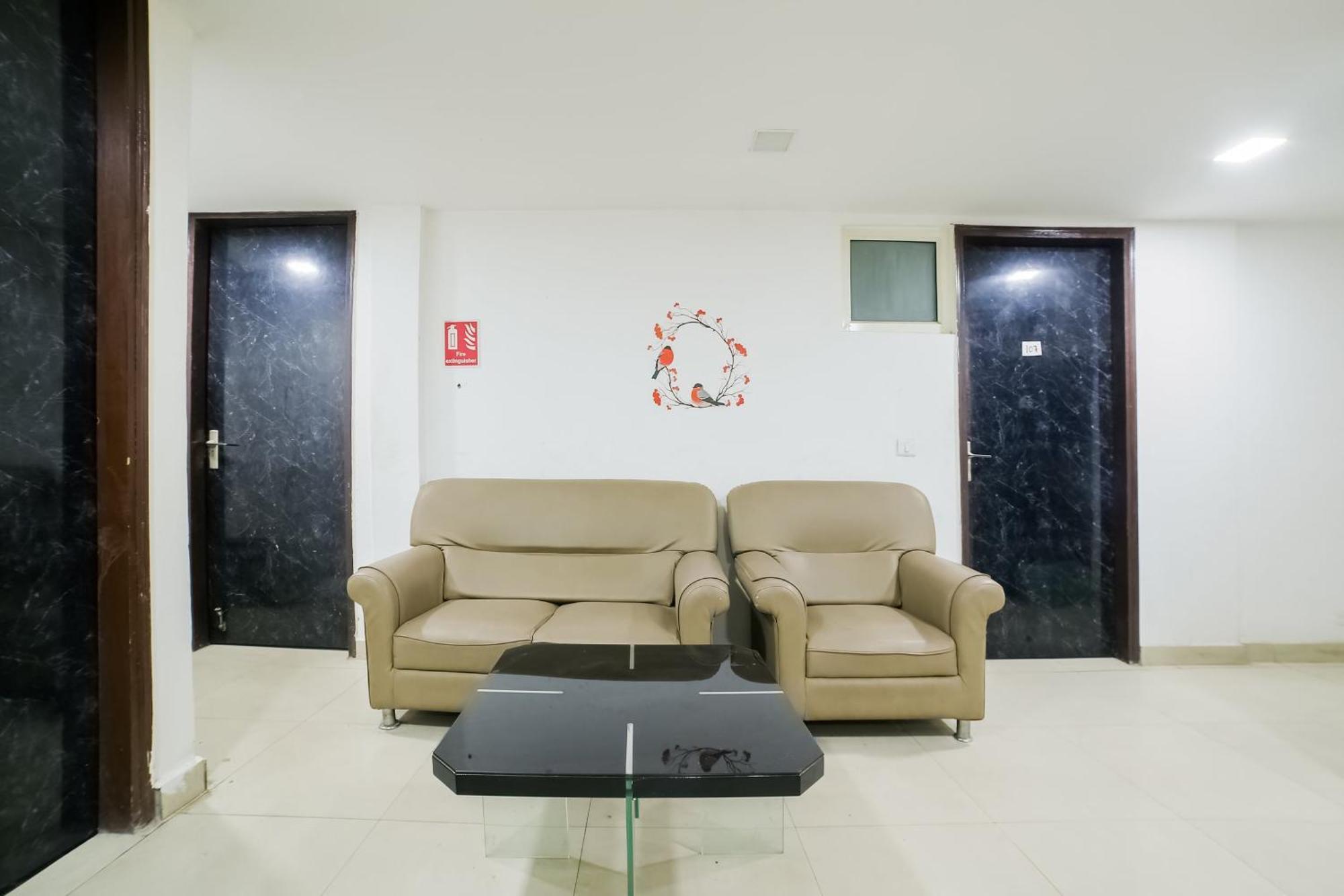 My Comfortable Hotel New Delhi Ngoại thất bức ảnh