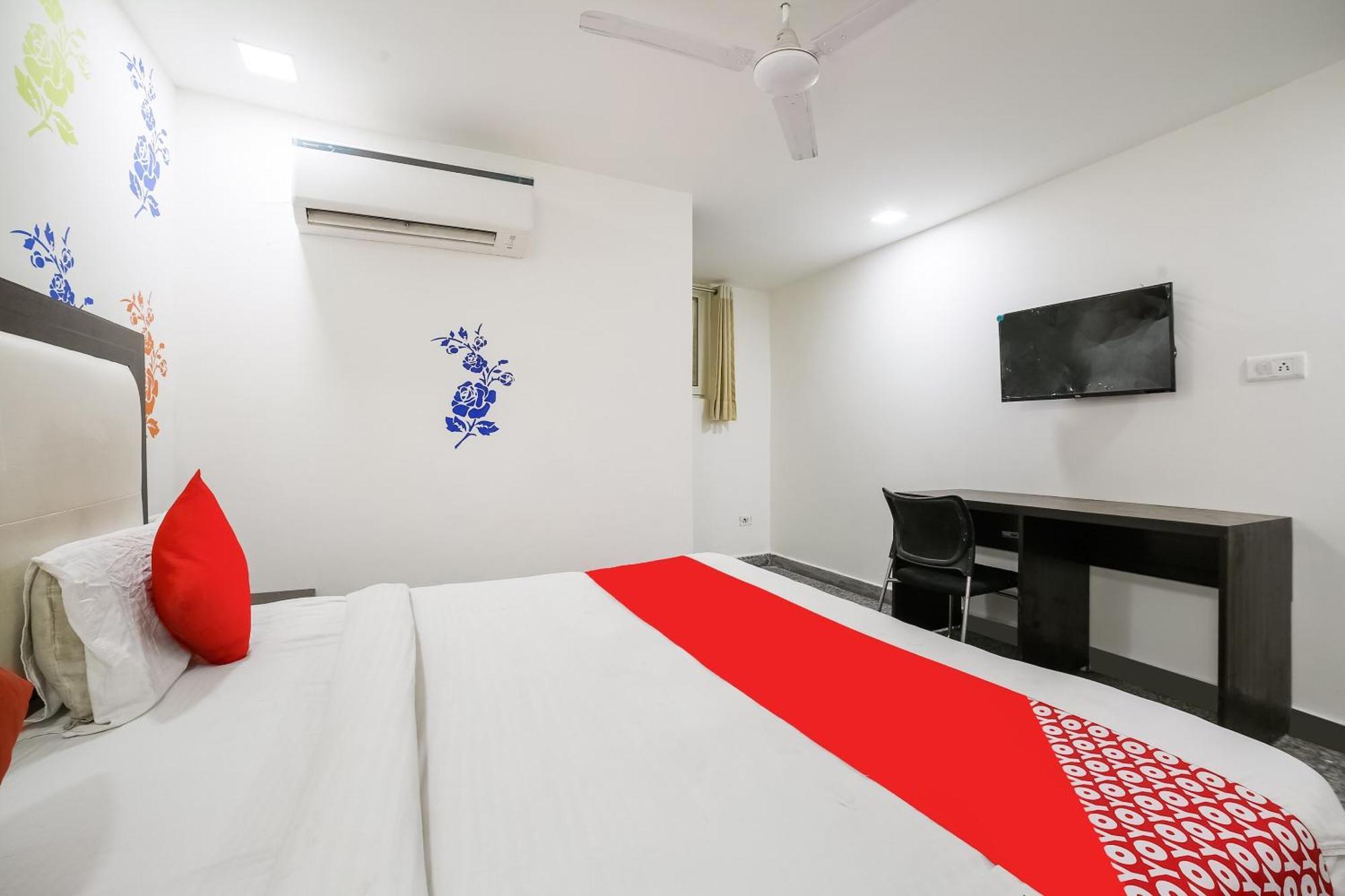 My Comfortable Hotel New Delhi Ngoại thất bức ảnh
